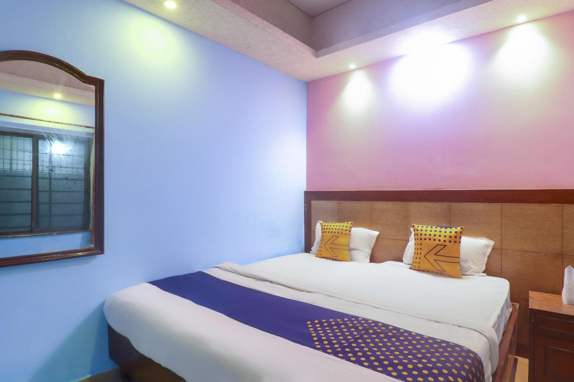 Spot On 75963 Hotel Prince Bodh Gaya Eksteriør billede