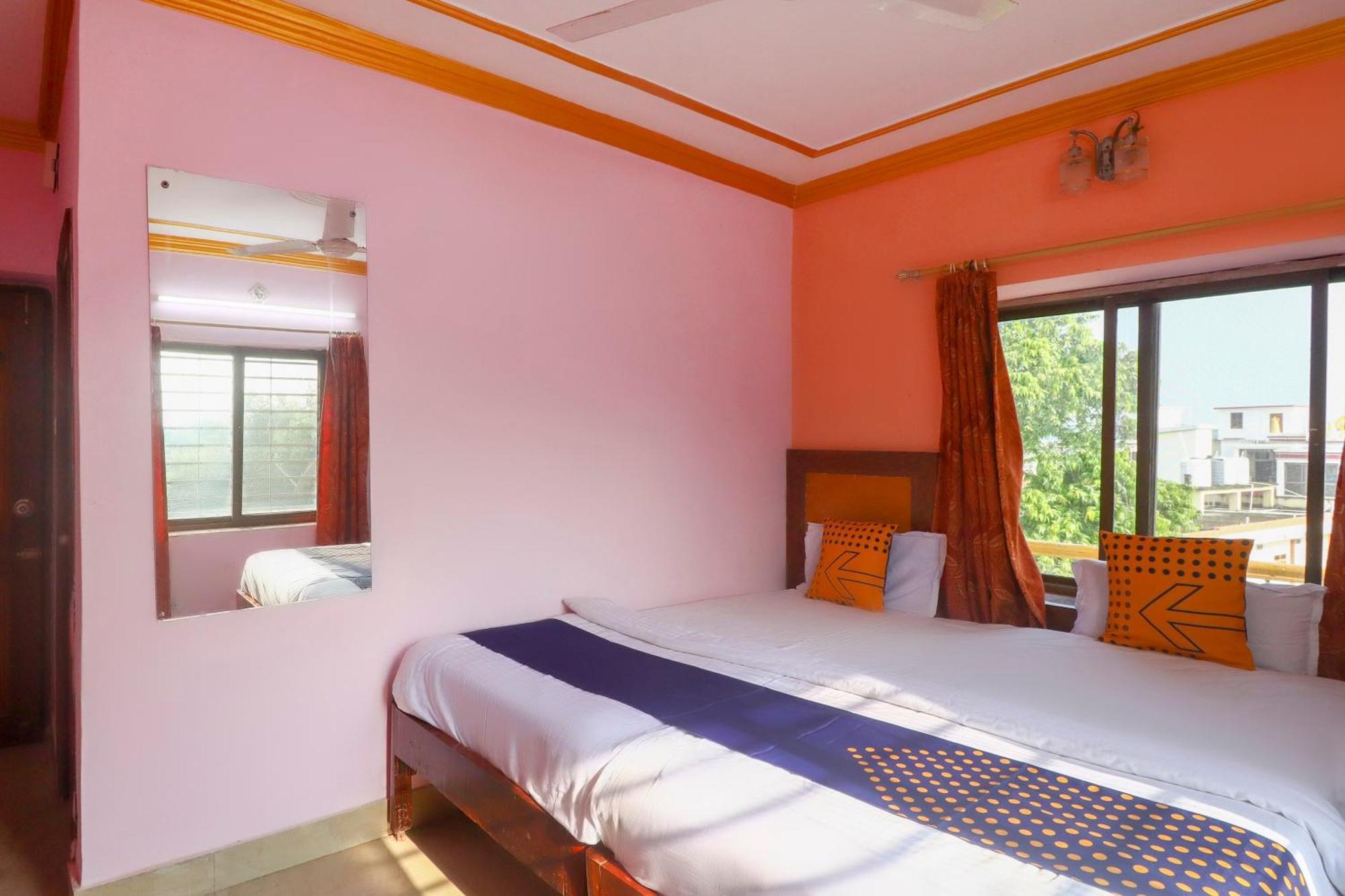 Spot On 75963 Hotel Prince Bodh Gaya Eksteriør billede