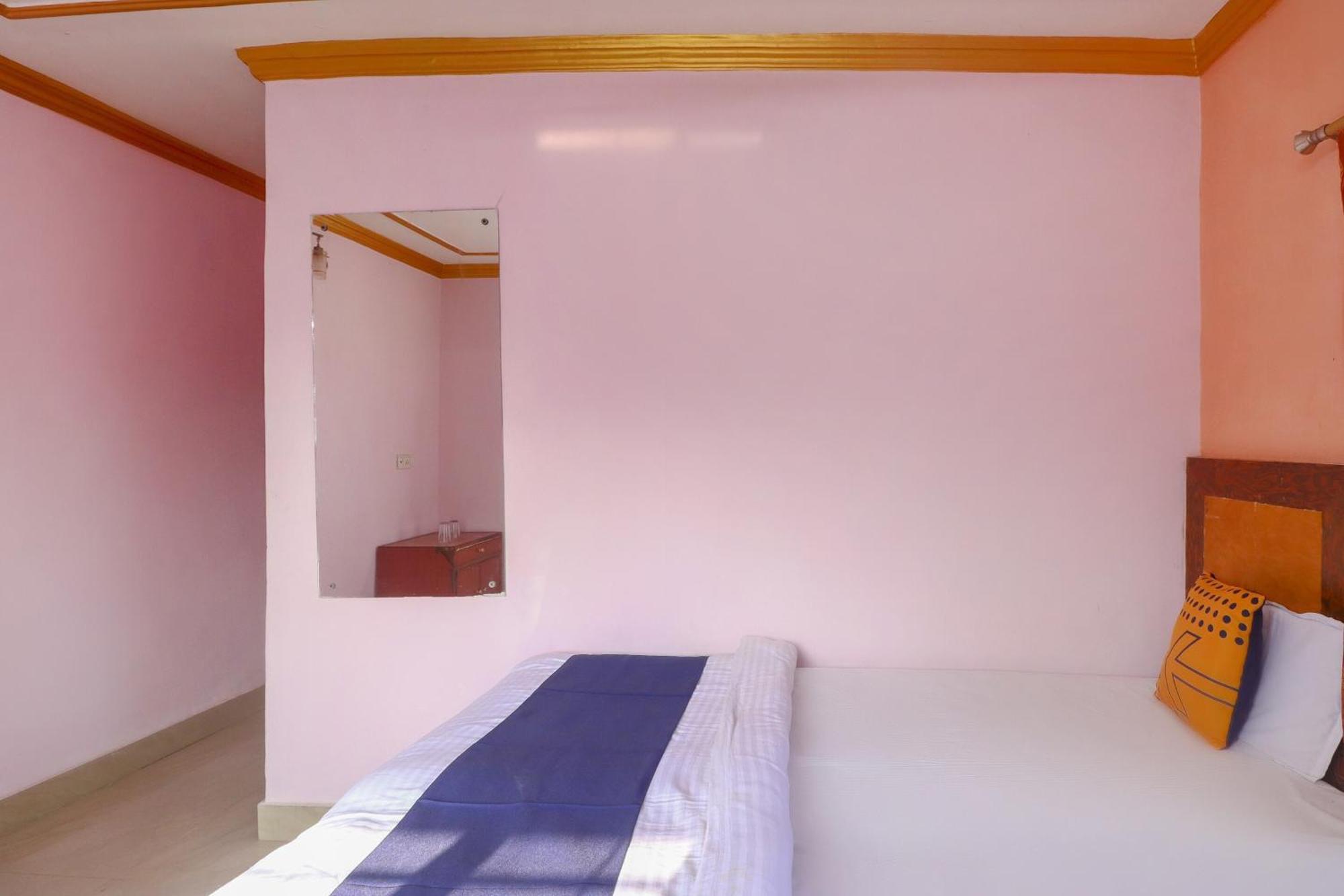 Spot On 75963 Hotel Prince Bodh Gaya Eksteriør billede