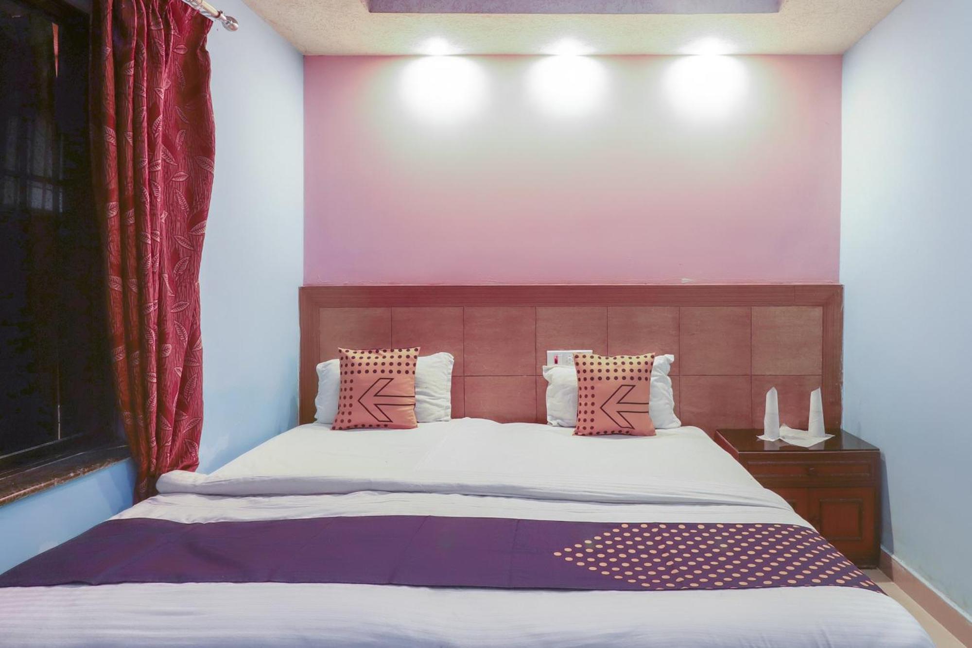 Spot On 75963 Hotel Prince Bodh Gaya Eksteriør billede